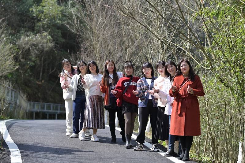 情暖“三八”節(jié)，感恩求奮進！(圖5)